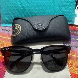 Ray-Ban Black Sunglasses Arm Detail